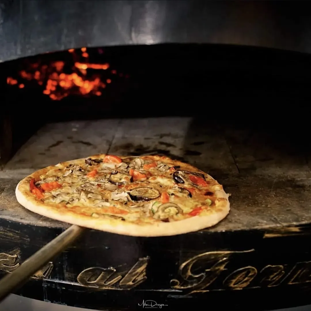 Preparate din secțiunea Pizza